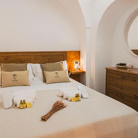 Via Dura - Apulian Sweet House - In Pieno Centro Storico Villa Locorotondo Dış mekan fotoğraf